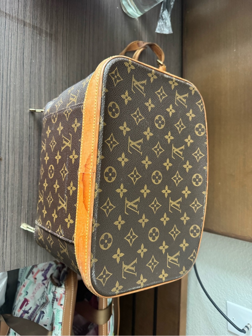Louis Vuitton Monogram Canvas Shoulder Bag - Brown/ Tan - Picture 3 of 16